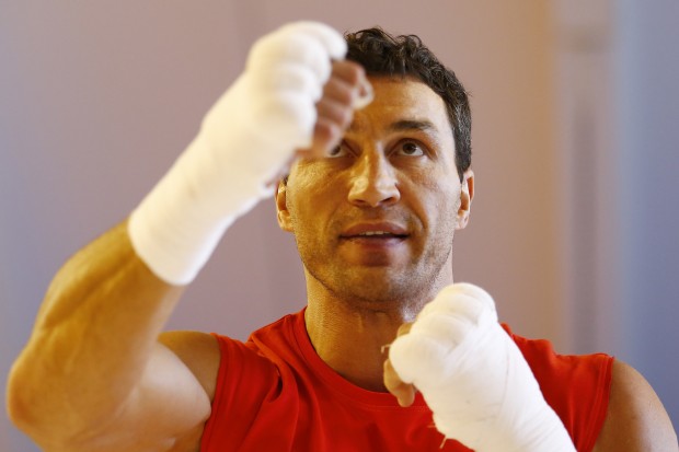 wladimir1 Дерек Чисора хочет сразиться с Владимиром Кличко в Африке в 2014